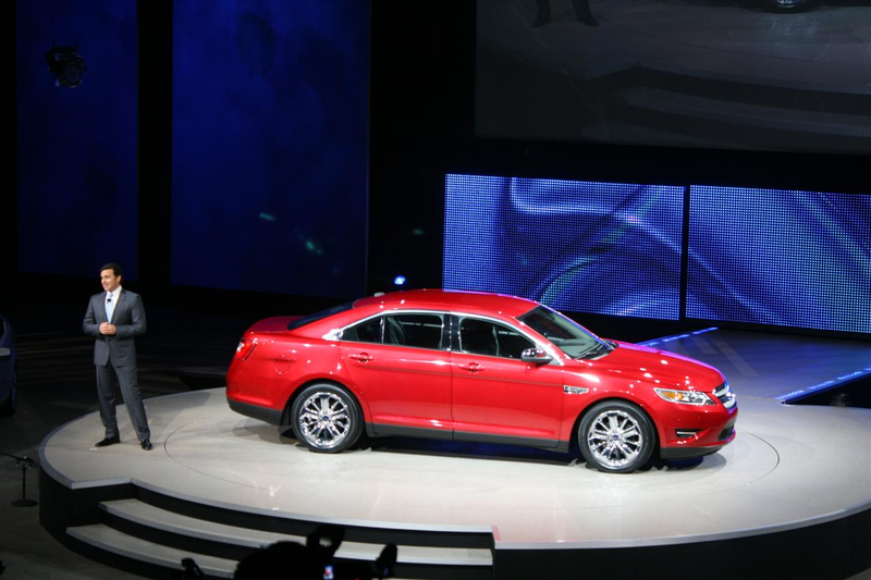 Illustration for article titled 2010 Ford Taurus: A Flagship Returns